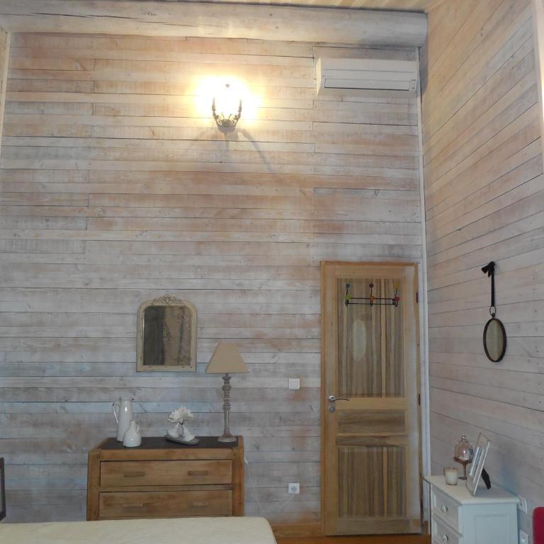 La maison bleue - Chambre Lit King-Size - Vue sur Jardin - 11
