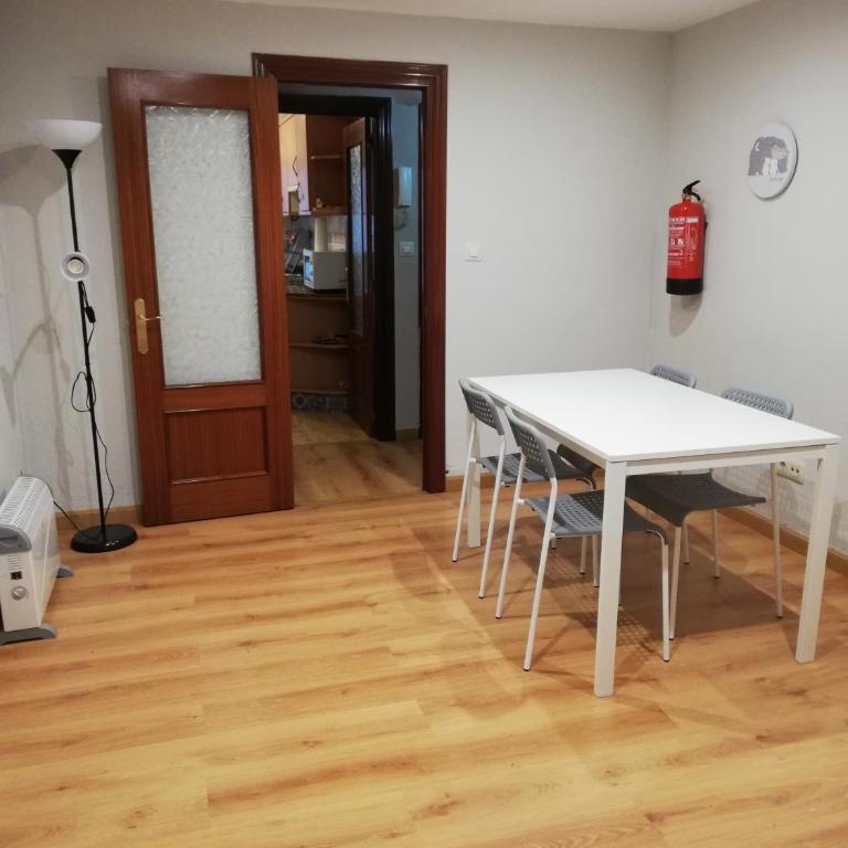 Alojamiento Quintanilla - Apartamento - 7