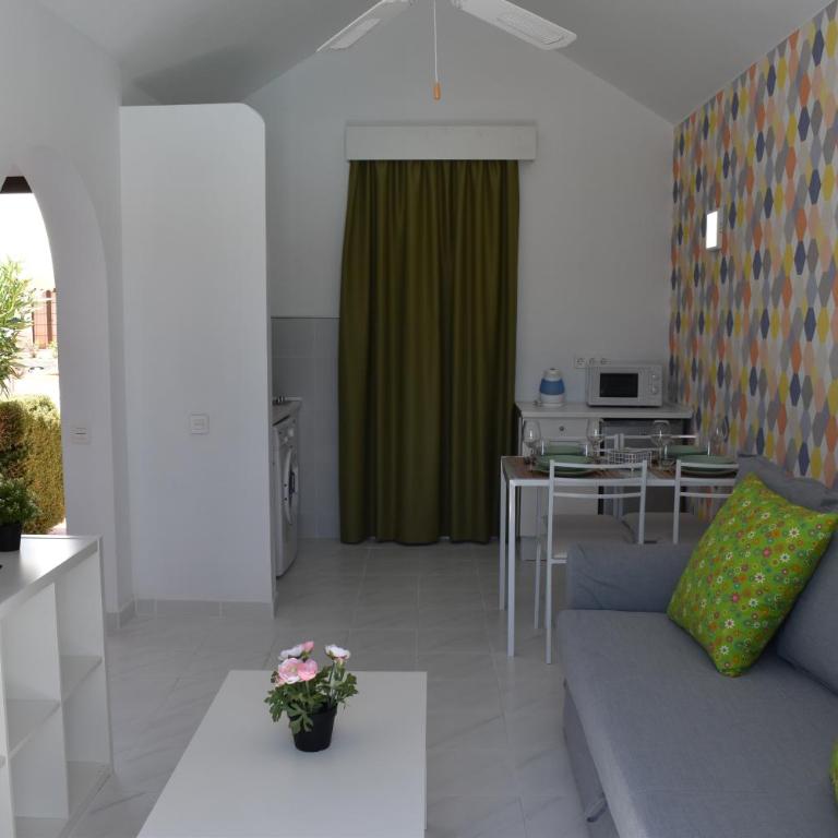 Casas Verol - One-Bedroom Apartment - 11