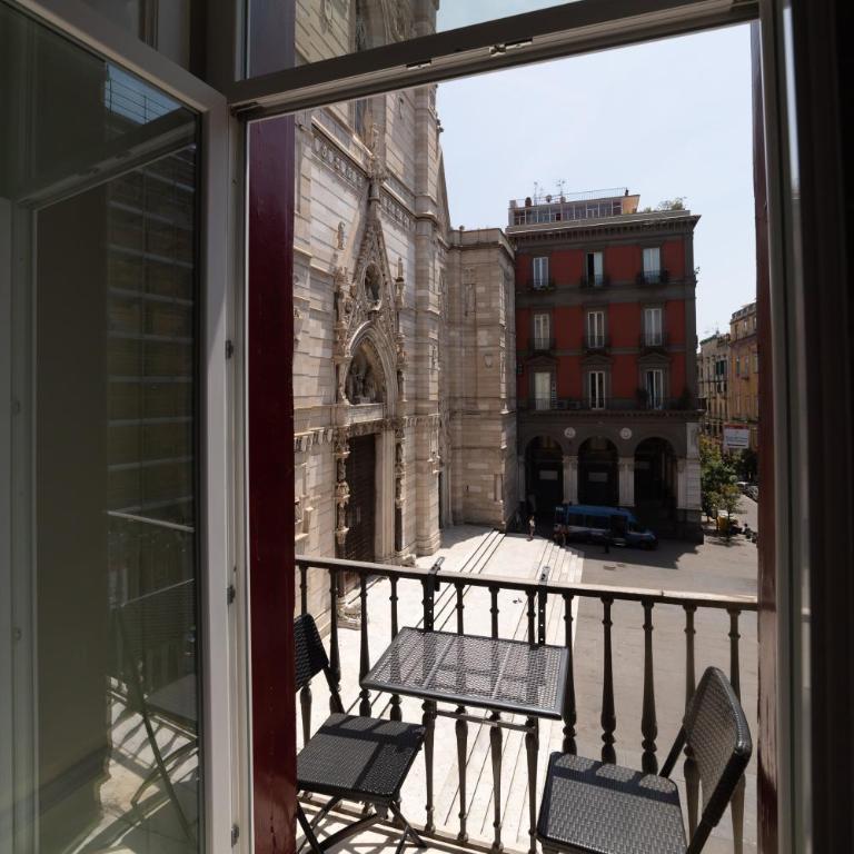 The Duomo House by House In Naples - Suite Familiare con Balcone - 2