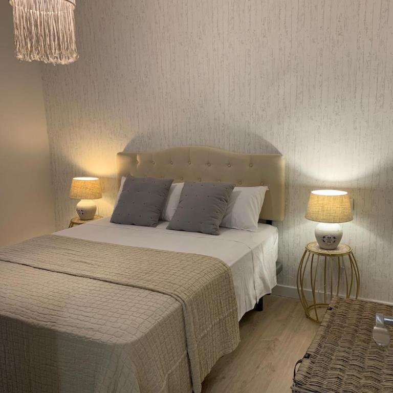 Apartamentos Los Lobos - Two-Bedroom Apartment with Balcony - 18