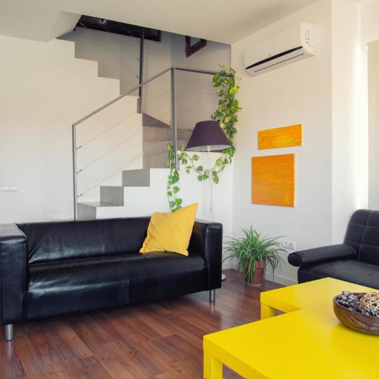 TOLETUM low cost LOFTS dúplex diáfanos o 2dormitorios PARKING Municipal Gratis al aire libre a 100m - Apartamento - 9