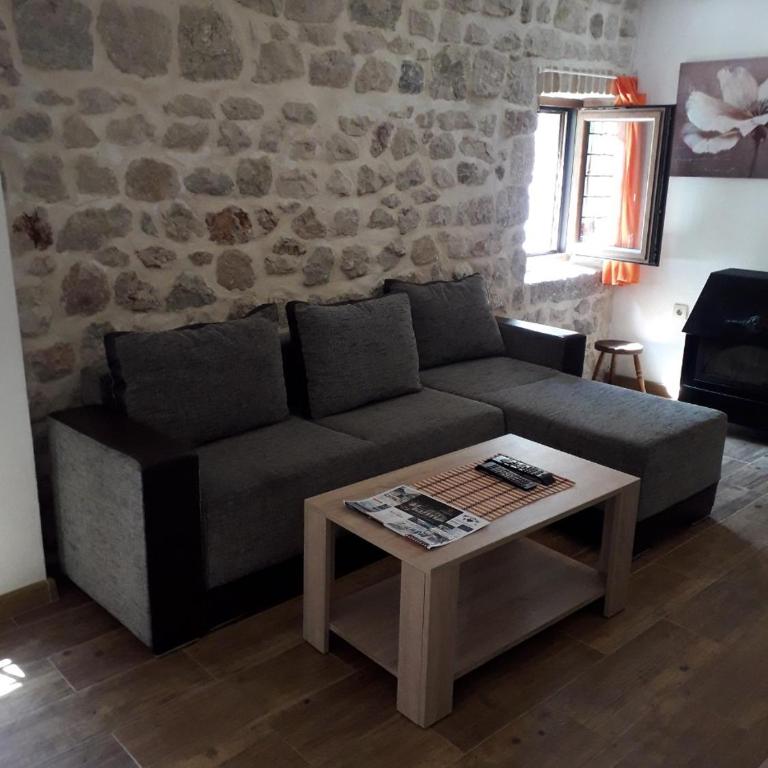 Apartments Ana - Two-Bedroom Apartment - 1