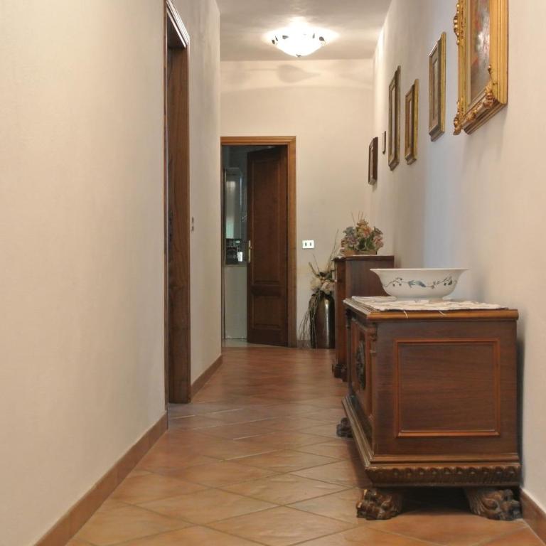 Lovely Tuscan Country House - Apartment with Garden View - 14