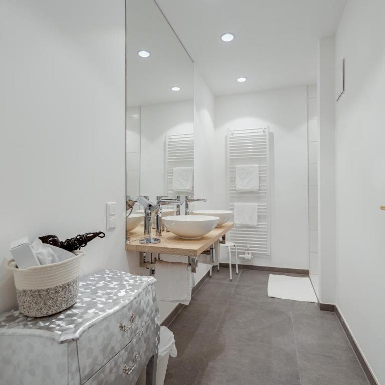 Boutique Hotel Goldenes Lamm Villach - Junior Suite - 3