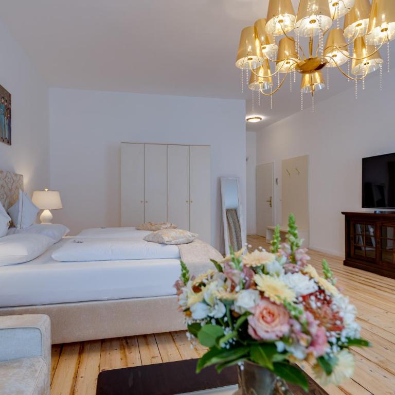 Boutique Hotel Goldenes Lamm Villach - Junior Suite - 1