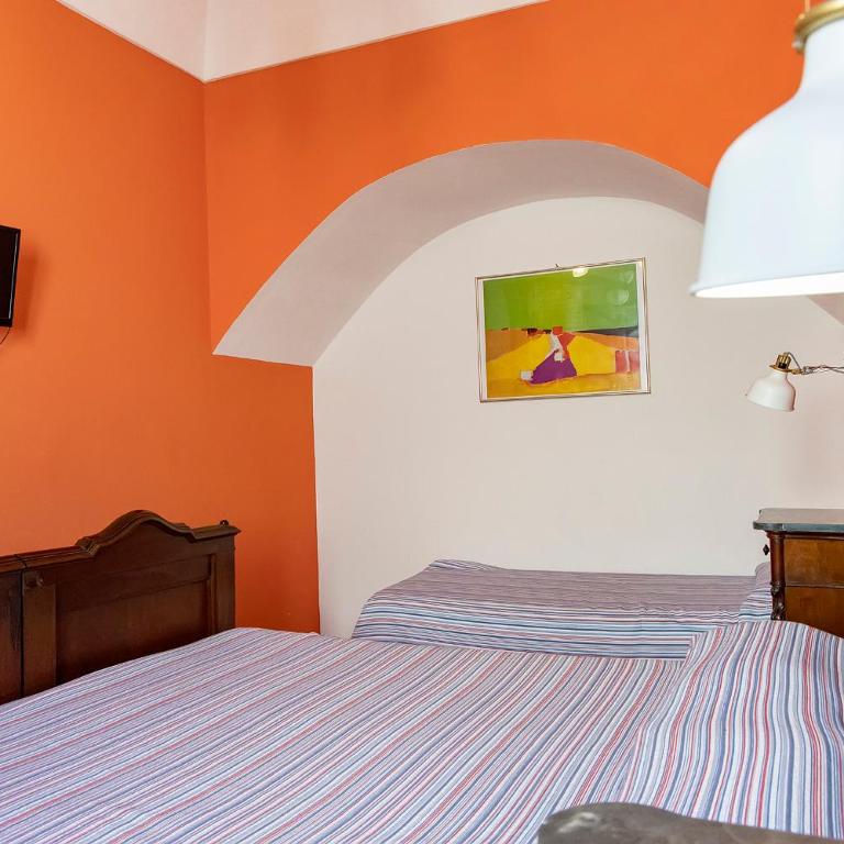 Dimora La Torre Room - Camera Tripla Classic - 9