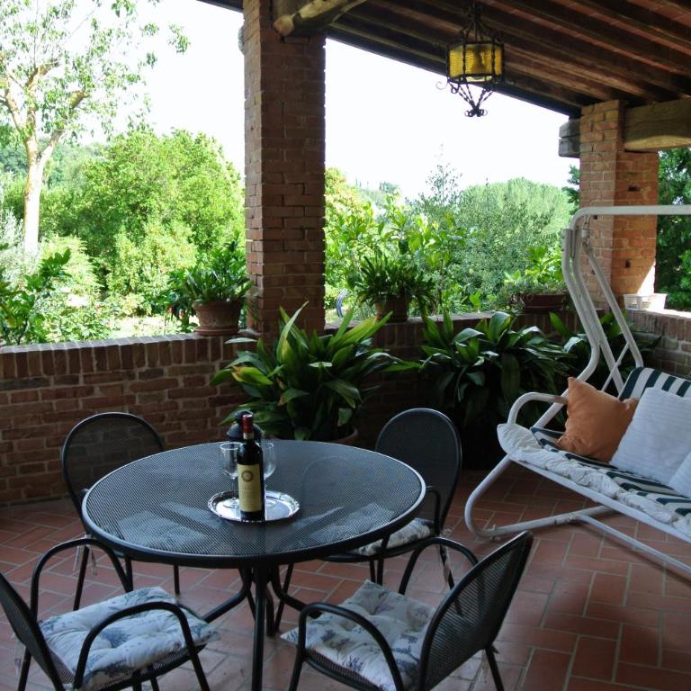Lovely Tuscan Country House - Apartment with Garden View - 23
