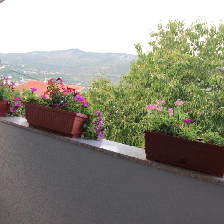 Holiday Home Flora - Two-Bedroom House - 33