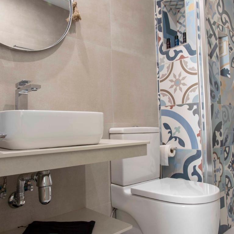 Hostal Boutique Olvido 22 Adults Only - Habitación Doble Deluxe con balcón y vistas al mar - 18