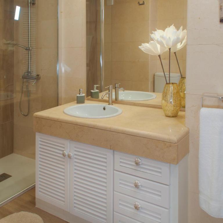Stay In Plaza - One-Bedroom Apartment - 44