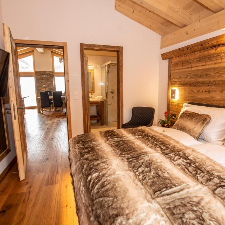 Palace Luxury Wellness Apartment and Boutique Hotel Ski-in-out - Deluxe Doppelzimmer mit Dusche - 12