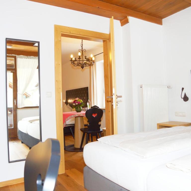 Hotel & Gasthof Fraundorfer - Familienzimmer - 4