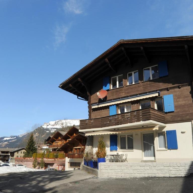 Eiger Guest House - Grindelwald - Apartment mit 3 Schlafzimmern im Dachgeschoss - Chalet Eiger - 14