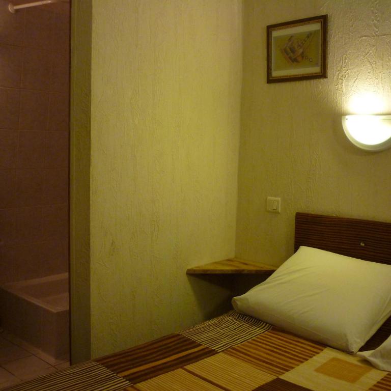 Hôtel du Centre - Chambre Simple - 6