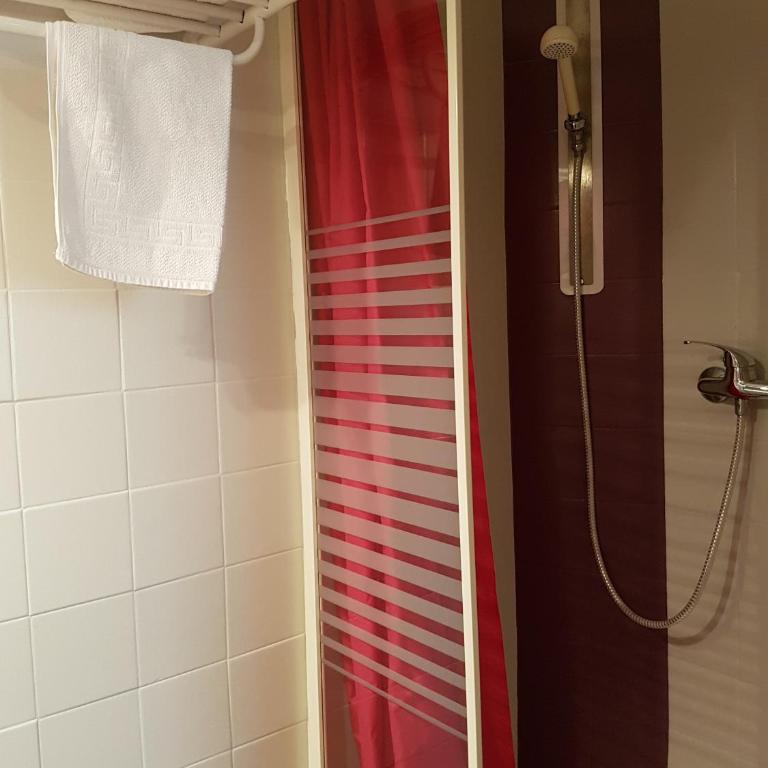 Hôtel du Centre - Chambre Double - 9
