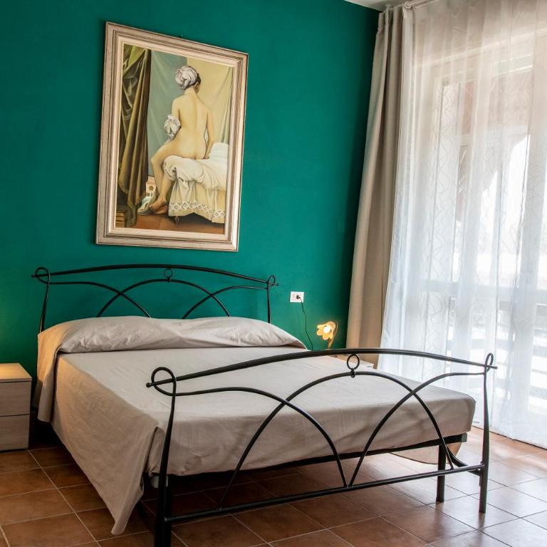 B&B Le Muse - Ampia Camera Matrimoniale/Doppia con Letti Singoli - 11