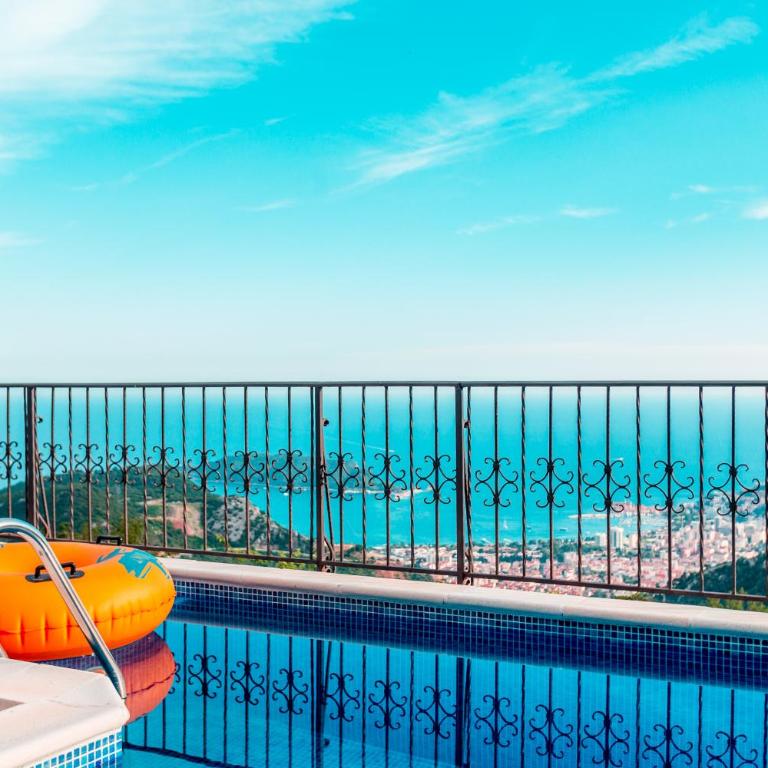 Villa Vistamar Lapcici - Vila sa Sopstvenim Bazenom - 2
