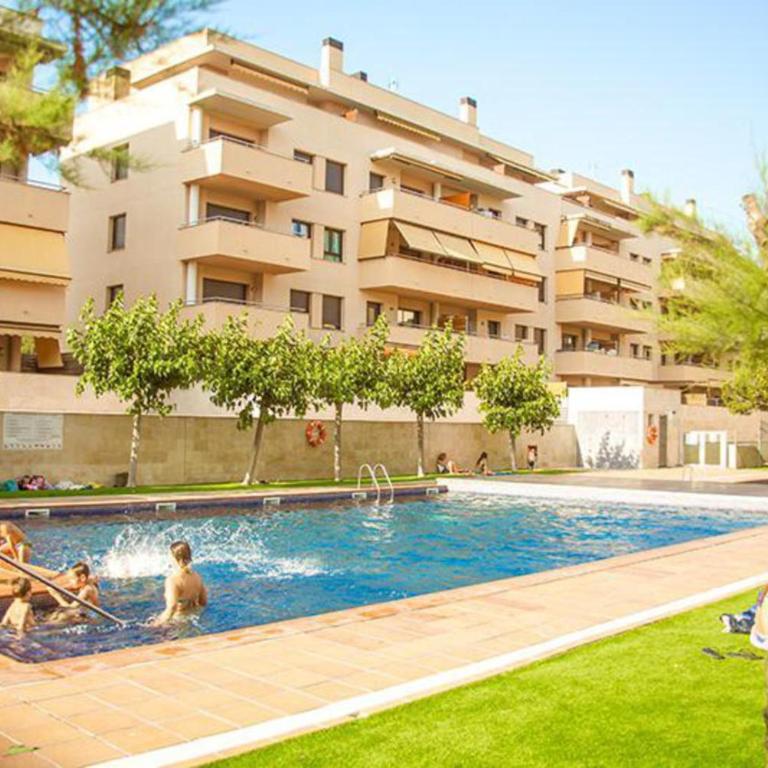 AL07 Apartamento a 300 metros de la playa de Fenals - Apartamento de 2 dormitorios - 1