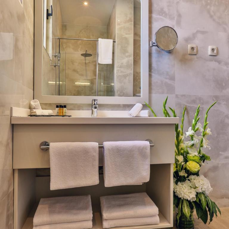 Avanti Hotel & Spa - Standardna Soba sa Balkonom - 3