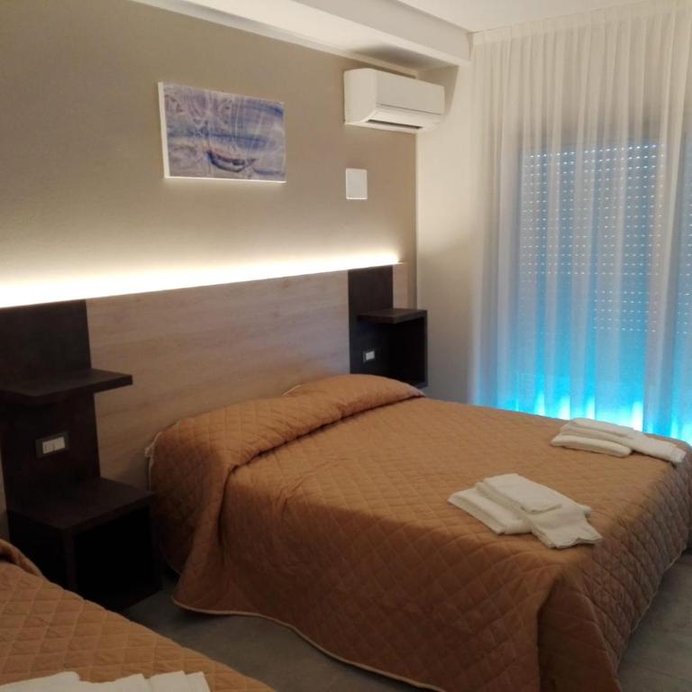 Hotel Carducci Suite - Standard Triple Room - 3