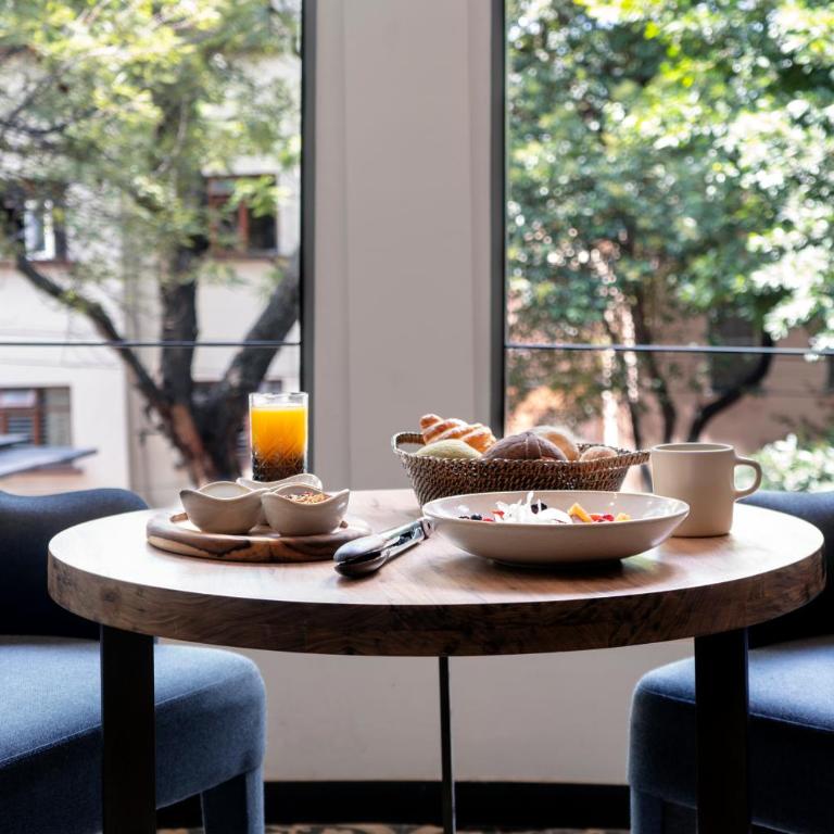 Brick Hotel Mexico City - Small Luxury Hotels of the World - Suite - 3