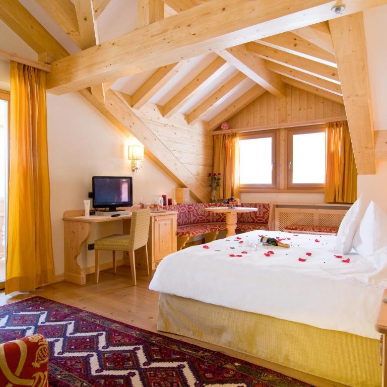 Boutique Hotel Diana - Junior Suite con Balcone - Mansarda - 3