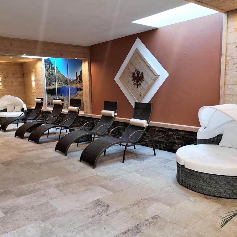 Apart Ideal - Doppelzimmer mit Balkon - 8