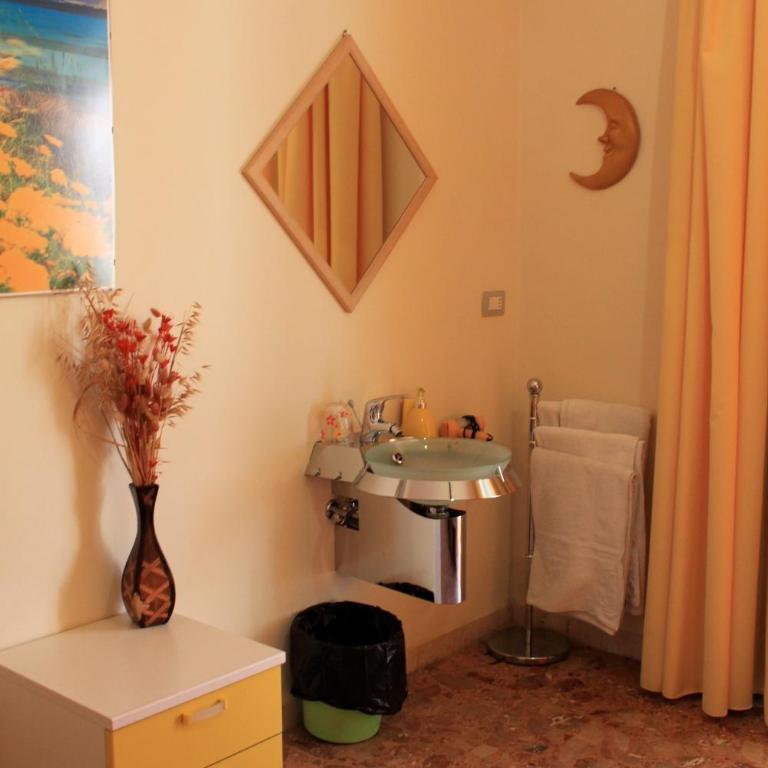 Catalan rooms - Camera Matrimoniale con Balcone - 9