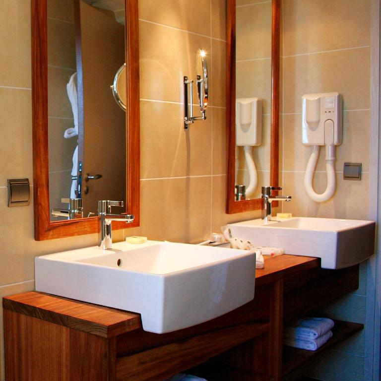 Abbaye des Capucins Spa & Resort - Chambre Double ou Lits Jumeaux Privilège avec Canapé-Lit - 3