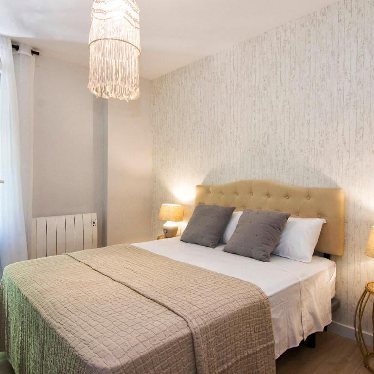 Apartamentos Los Lobos - Two-Bedroom Apartment with Balcony - 6