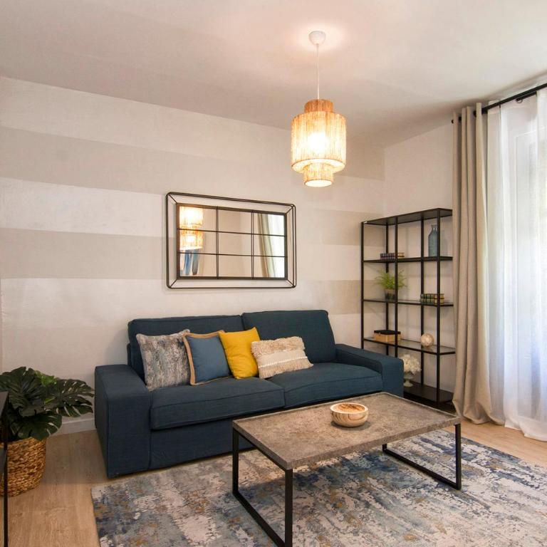 Apartamentos Los Lobos - Two-Bedroom Apartment with Balcony - 17