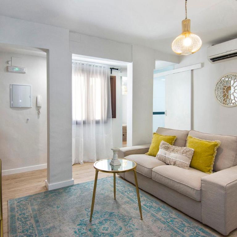 Apartamentos Los Lobos - One-Bedroom Apartment - 3
