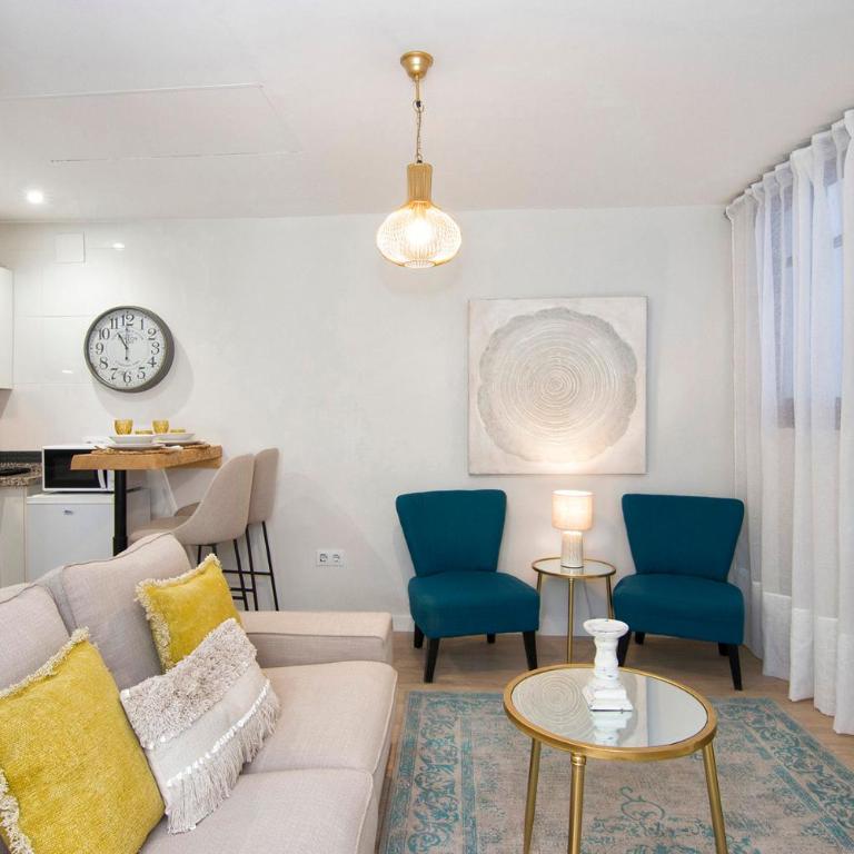 Apartamentos Los Lobos - One-Bedroom Apartment - 2