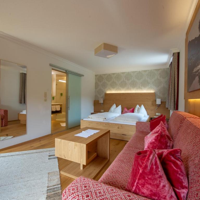 Landhotel Hochlackenhof - Deluxe Double Room - 2
