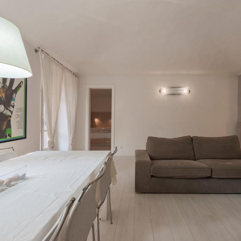 GuestHost - Porta Nuova Apt X6 with Balcony - Two-Bedroom Apartment - 11