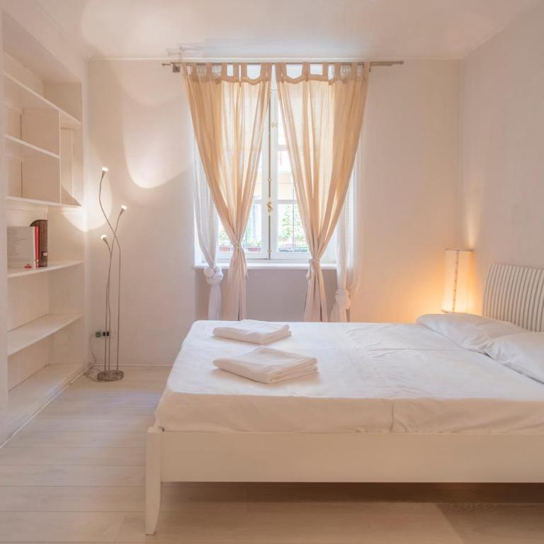 GuestHost - Porta Nuova Apt X6 with Balcony - Two-Bedroom Apartment - 7