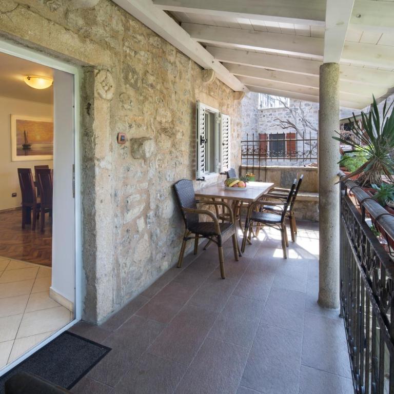 Apartment Kovacevic Old Town - Two-Bedroom Apartment - 2