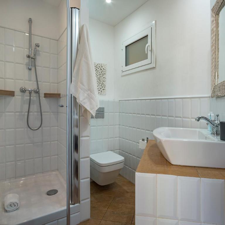 Habitat Apartments Alaia - Three-Bedroom Apartment - 23