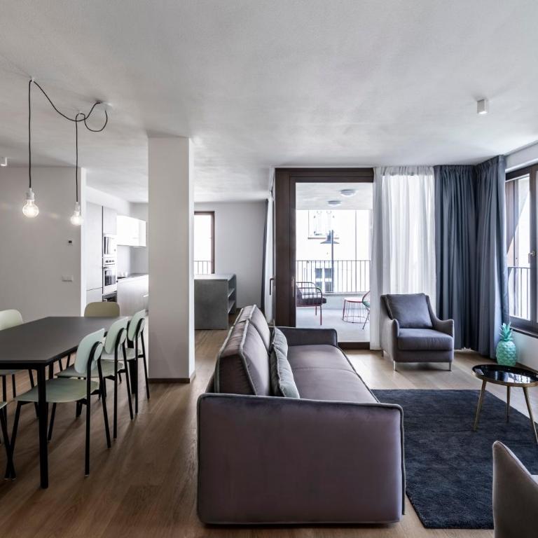 Stay COOPER l MAVIK Loft & Apartment - Three-Bedroom Apartment - 11