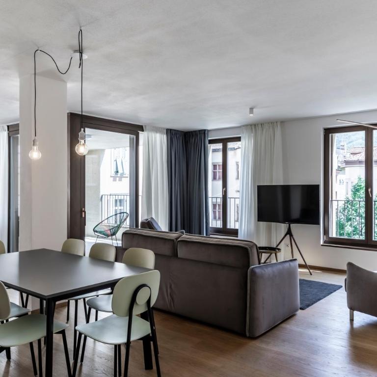 Stay COOPER l MAVIK Loft & Apartment - Three-Bedroom Apartment - 1