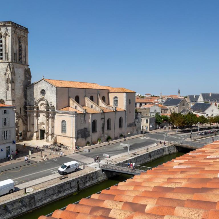 Tour de Nesle La Rochelle Vieux Port 3 etoiles - Chambre Double - 6