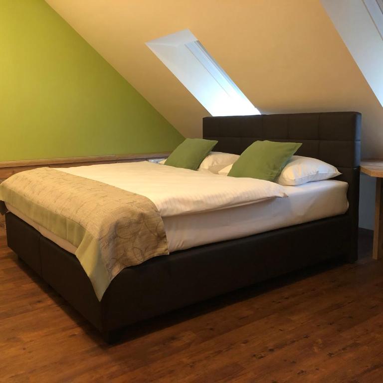 Hotel Braun - Standard Double Room / 1 - 3