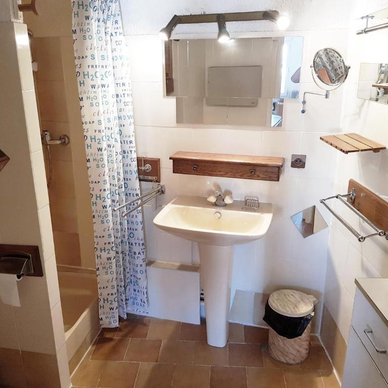 GregBnb - Centre ancien - CLIMATISÉ - T2 Mezzanine - 6eme étage - Apartment - 21