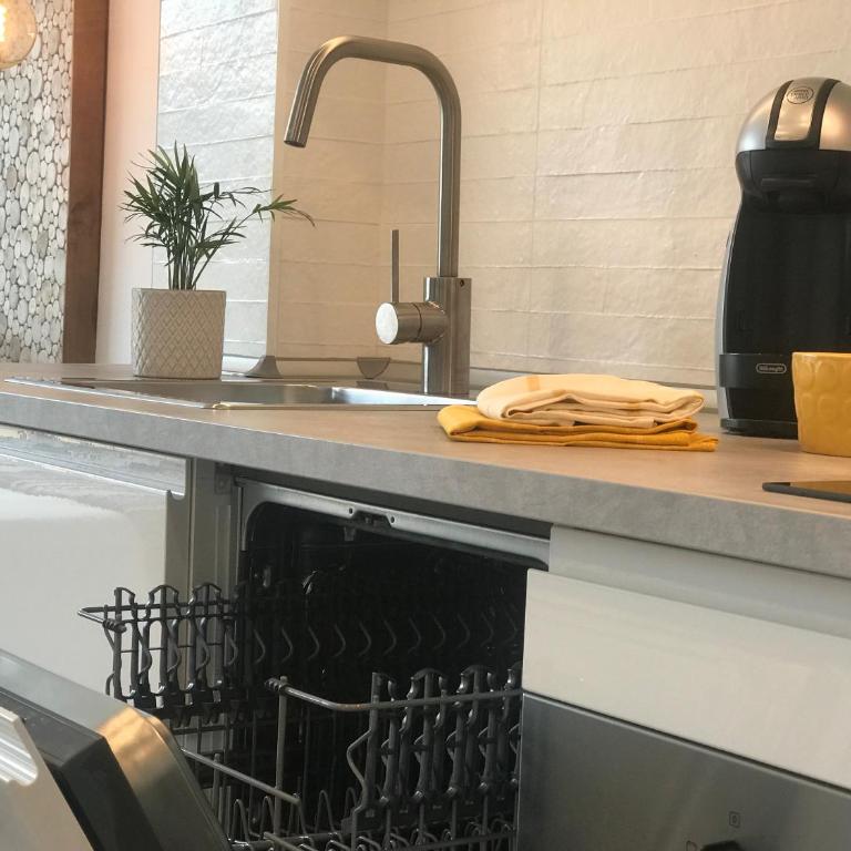 Lets Holidays AMAZING STUDIO in the CENTER of TOSSA - Estudio - 16