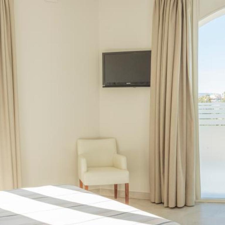 Hotel Atlántico - Habitación Doble Estándar - 1 o 2 camas - 9