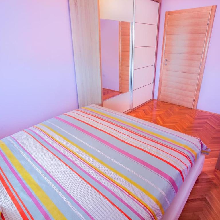 Luxury House Petrovic - Vranjina Skadar Lake - Three-Bedroom Villa - 12