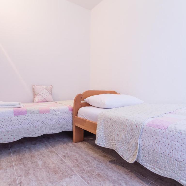 Villa Jadranka Sutomore - Apartman sa Balkonom - 6