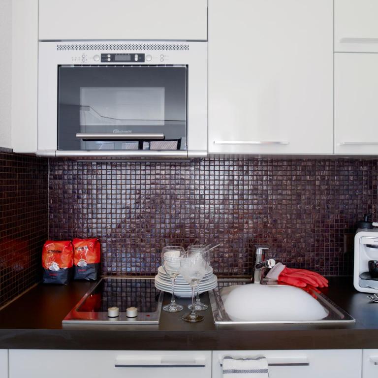 VISIONAPARTMENTS Rue Caroline - self check-in - Studio-Apartment - 1
