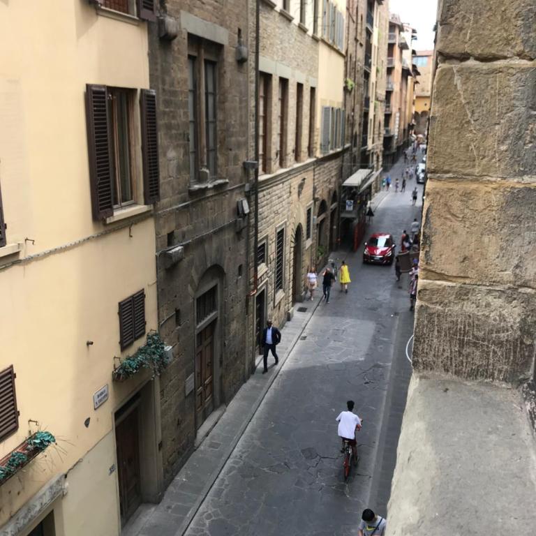Borgo San Jacopo 21 - One-Bedroom Apartment - 37